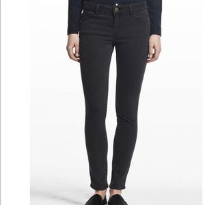 DL1961 Florence Instasculpt Skinny in Battle